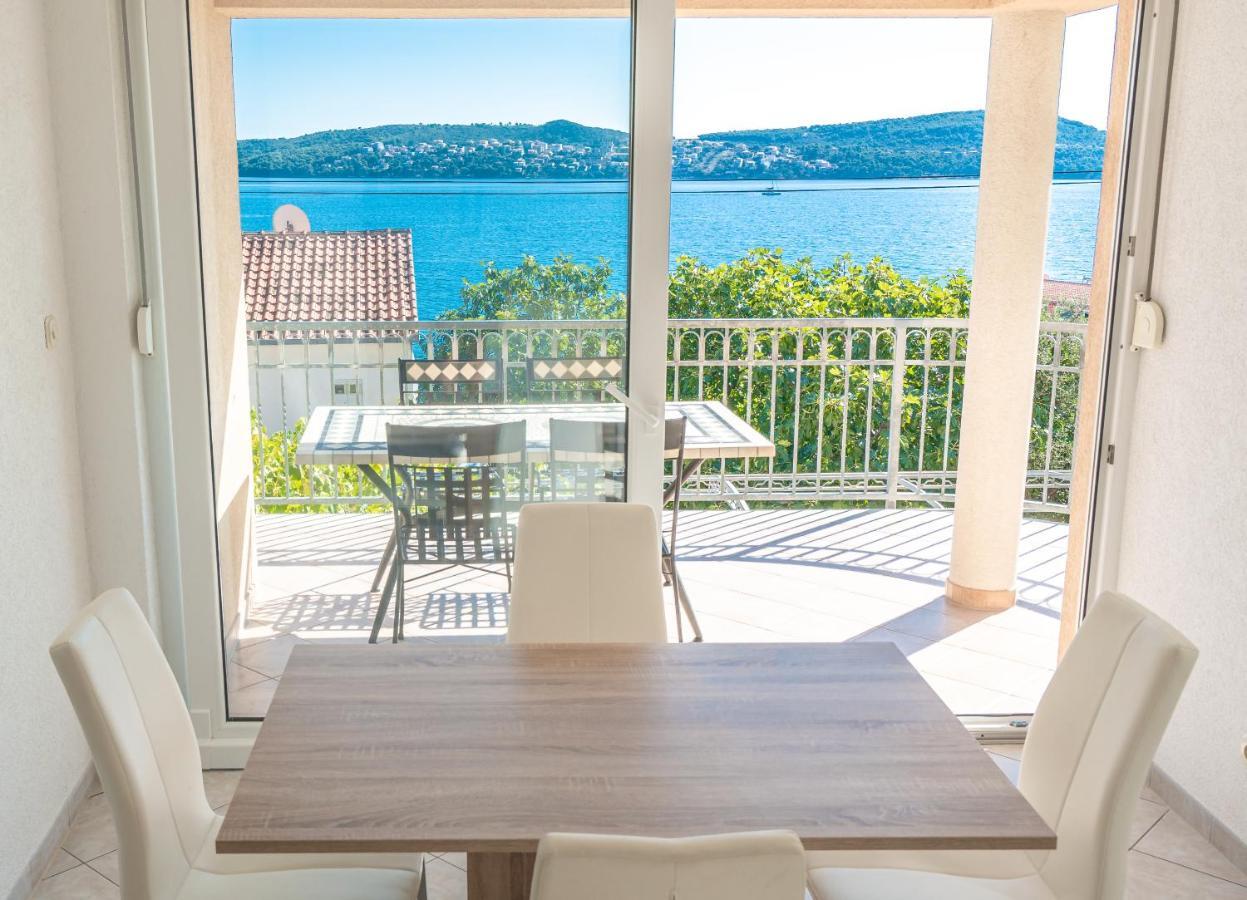 Apartments More Trogir Phòng bức ảnh